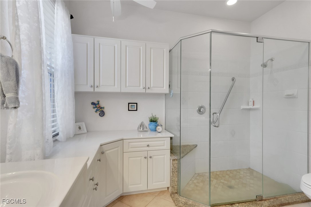 2 Bed SingleFamilyResidence for Sale in North Fort Myers, FL — photo 24