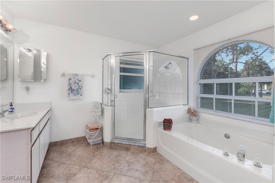 3 Bed Waterfront Home for Sale in Naples, FL, $770,000 — photo 24