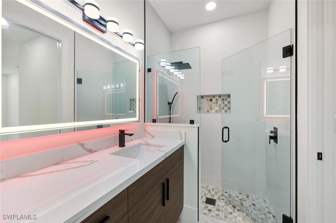 5 Bed SingleFamilyResidence for Sale in Naples, FL, $640,000 — photo 24