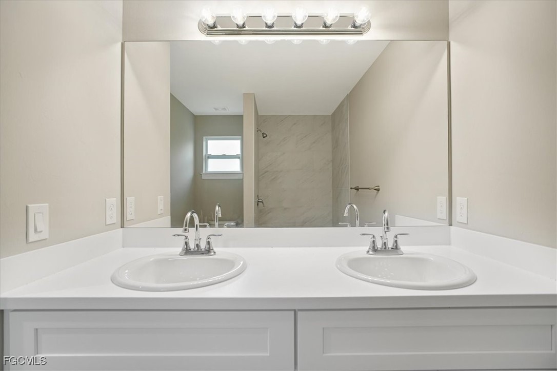 4 Bed SingleFamilyResidence for Sale in Lehigh Acres, FL — photo 24