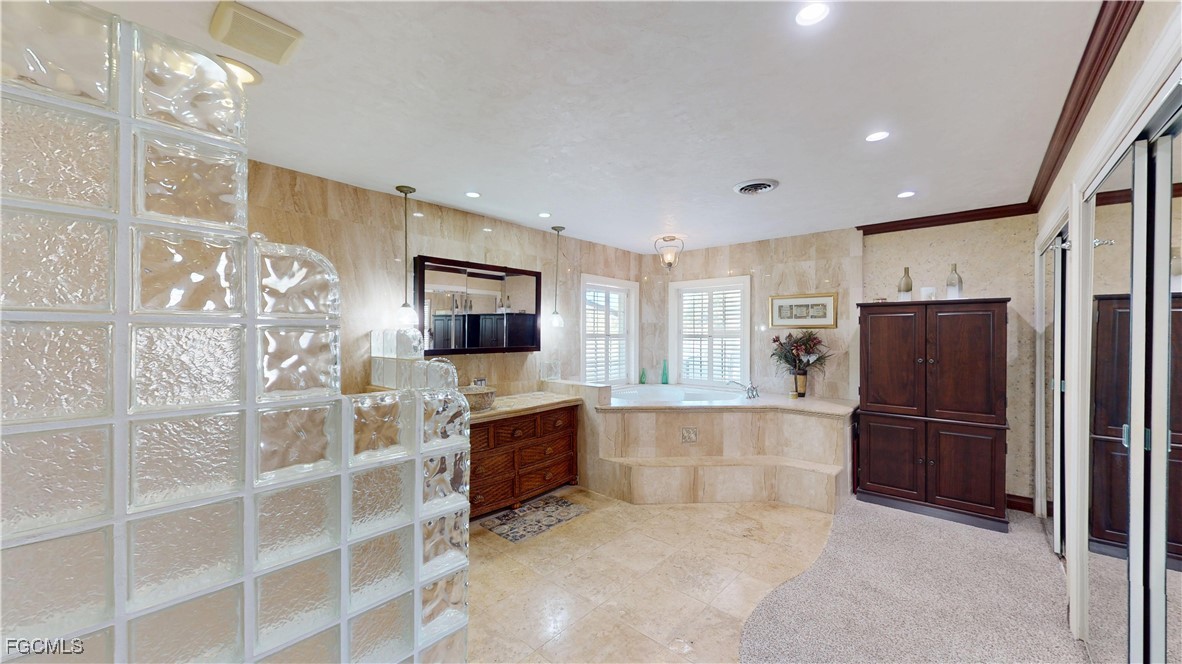 3 Bed Pool Home for Sale in Meadows, photo 24