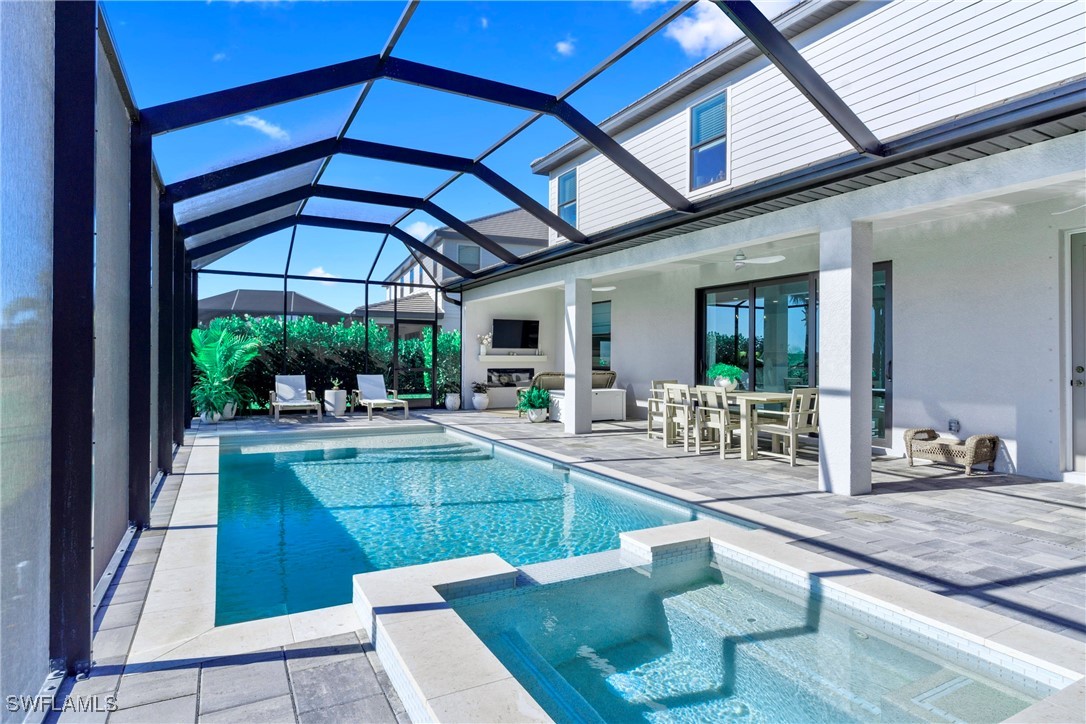 6 Bed Pool Home for Sale in Verdana Village, photo 24