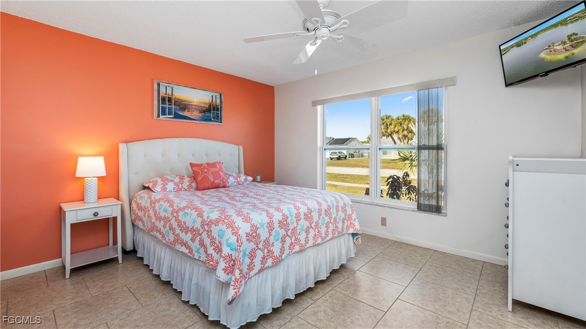 2 Bed SingleFamilyResidence for Sale in Gulf Cove, photo 24