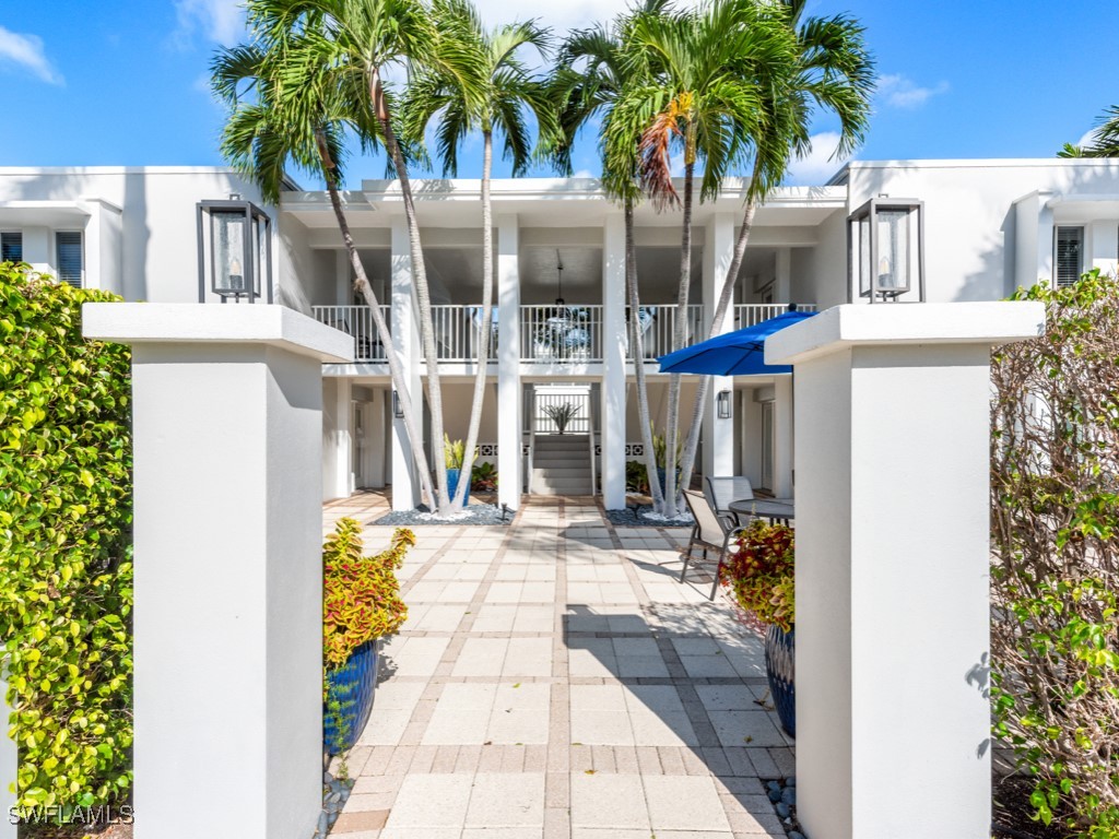 2 Bed Condominium for Sale in Naples, photo 24