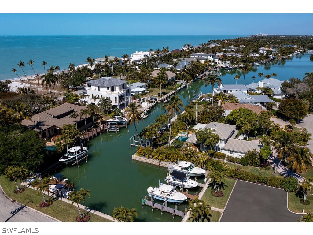 4 Bed Pool Home for Sale in Sabre Cay, photo 24