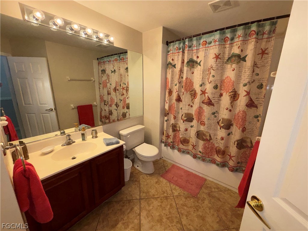 3 Bed Waterfront Home for Sale in Fort Myers, photo 24