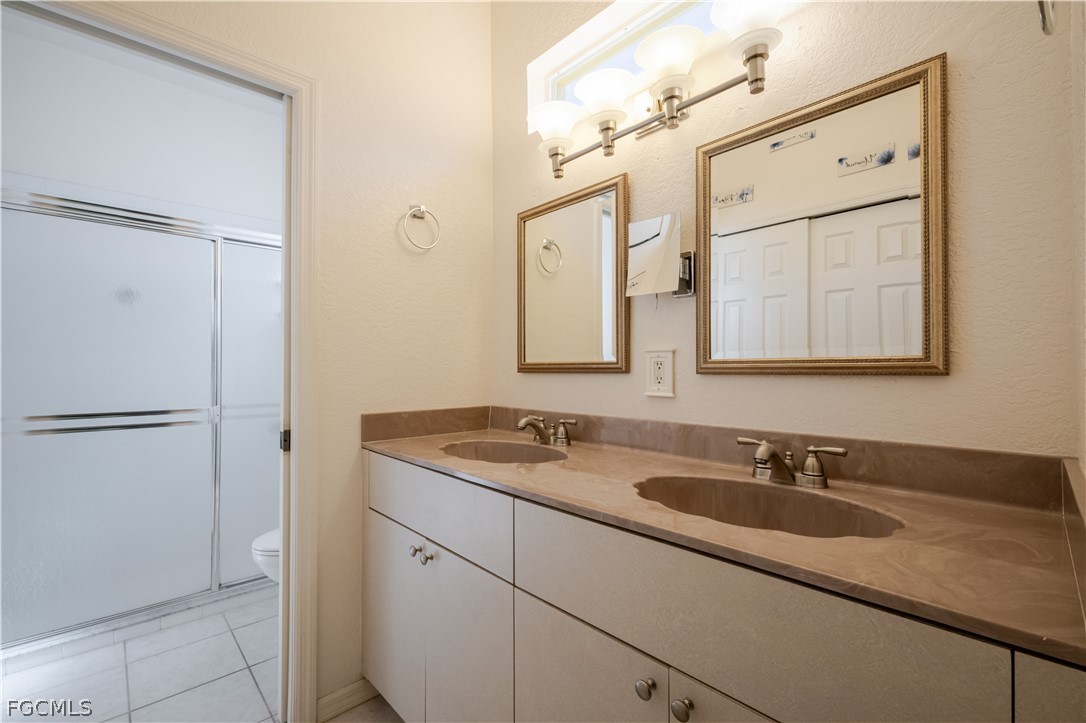 3 Bed SingleFamilyResidence for Sale in North Fort Myers, FL — photo 24