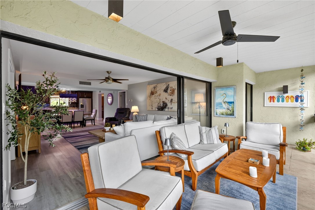 3 Bed Condominium for Sale in Fort Myers, photo 24