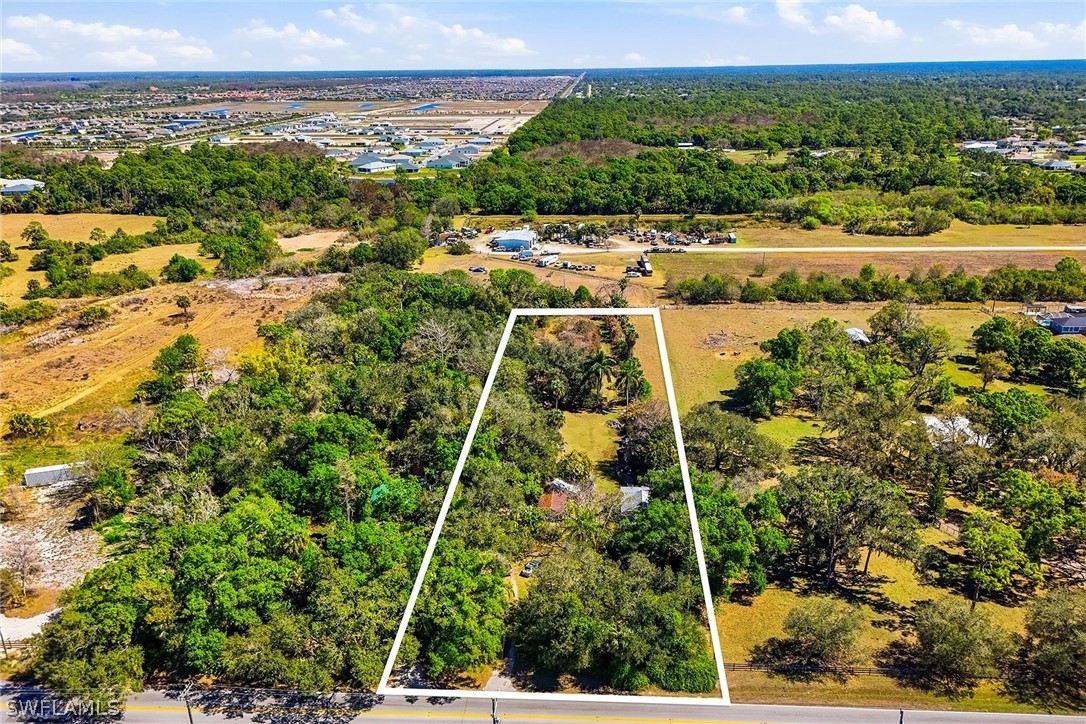 2 Bed SingleFamilyResidence for Sale in Buckingham, FL — photo 24