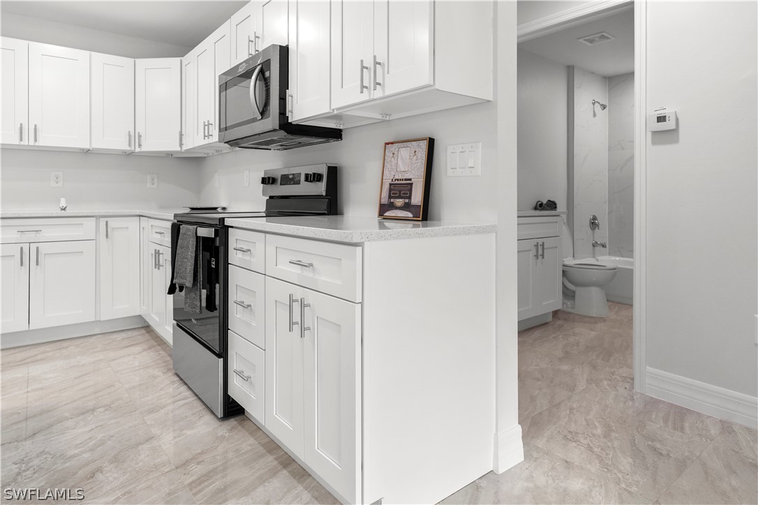 3 Bed SingleFamilyResidence for Sale in Lehigh Acres, photo 24