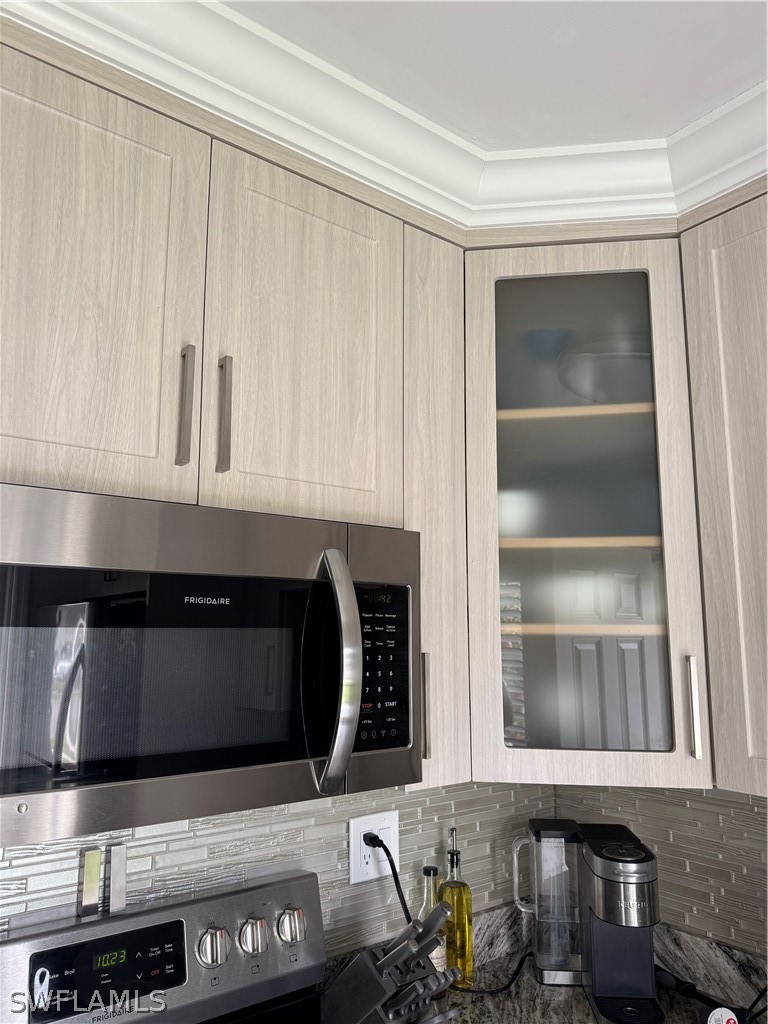 1 Bed Condominium for Sale in Seabreeze, FL, $250,000 — photo 24