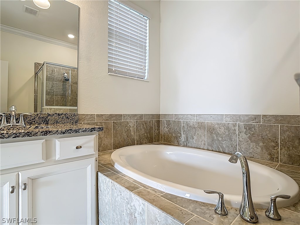 3 Bed SingleFamilyResidence for Sale in Estero, photo 24