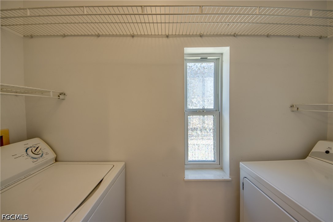 2 Bed ManufacturedHome for Sale in Pine Island Cove, photo 24