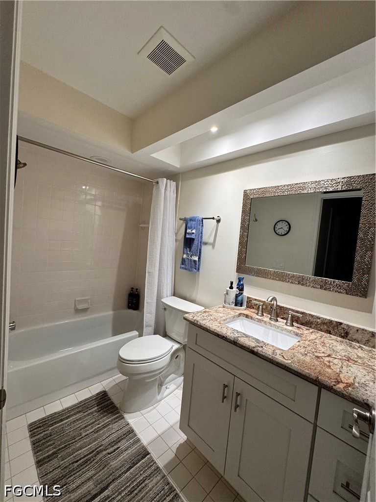 2 Bed Waterfront Home for Sale in Fort Myers, photo 24