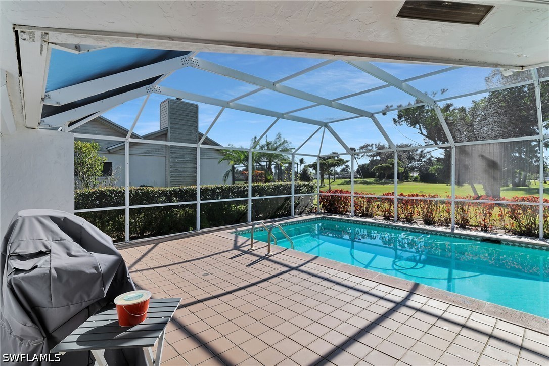 3 Bed Pool Home for Sale in Torrey Pines, photo 24