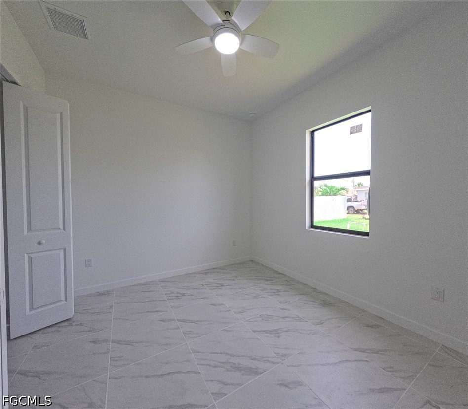3 Bed SingleFamilyResidence for Sale in Cape Coral, photo 24