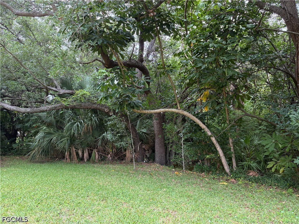 2 Bed Condominium for Sale in Fort Myers, photo 24