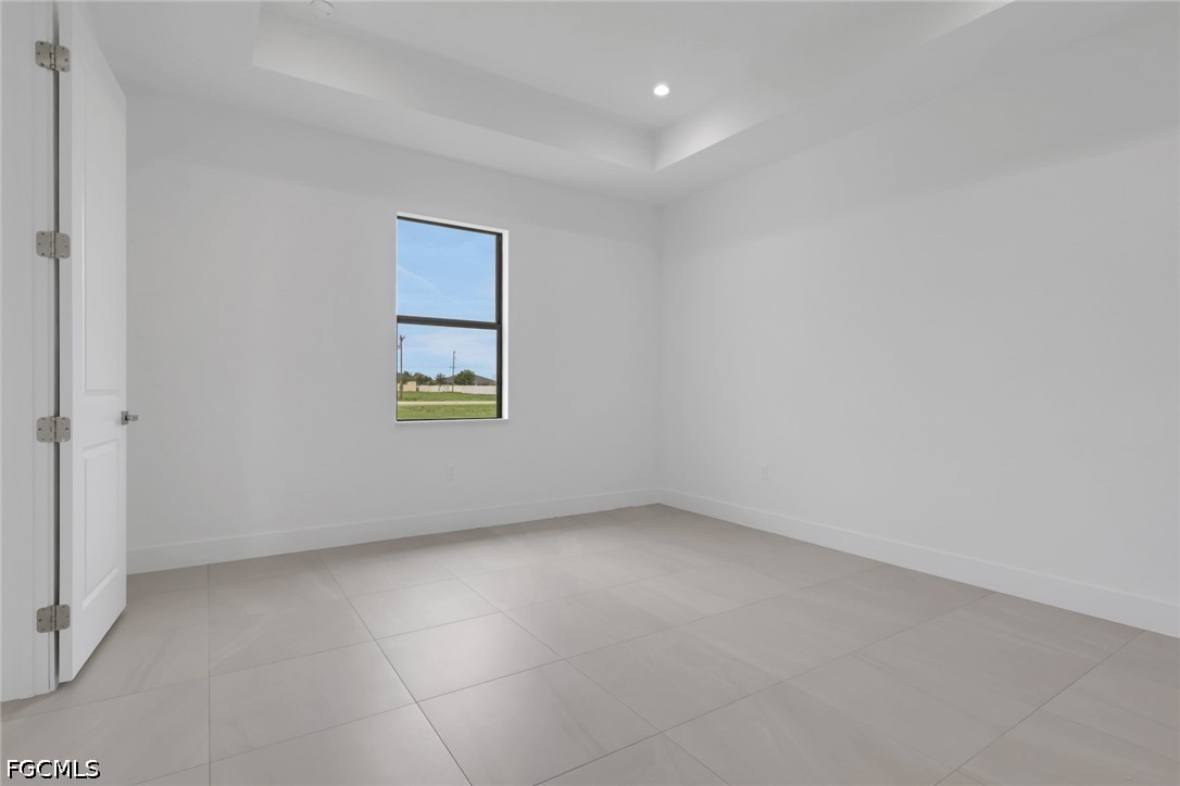 3 Bed SingleFamilyResidence for Sale in Cape Coral, photo 24