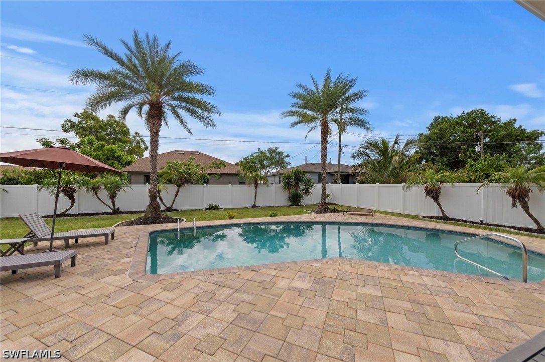 3 Bed Pool Home for Sale in Cape Coral, photo 24