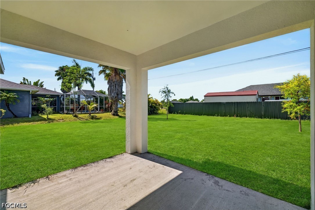 3 Bed SingleFamilyResidence for Sale in Cape Coral, photo 24