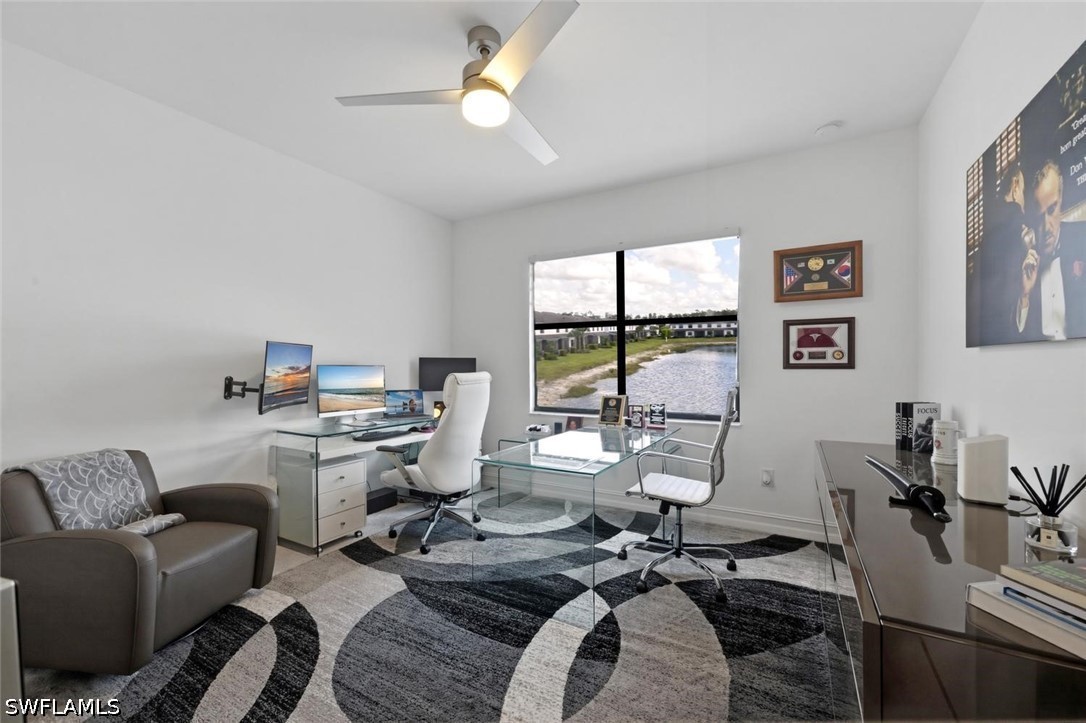 3 Bed Waterfront Home for Sale in Naples, photo 24
