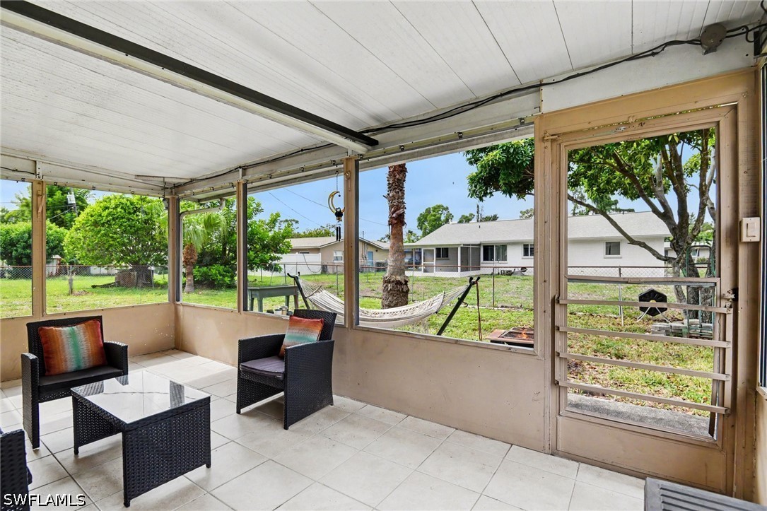 3 Bed SingleFamilyResidence for Sale in Fort Myers, photo 24