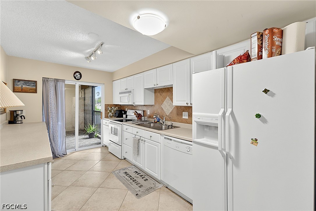 3 Bed Condominium for Sale in Fort Myers, photo 24