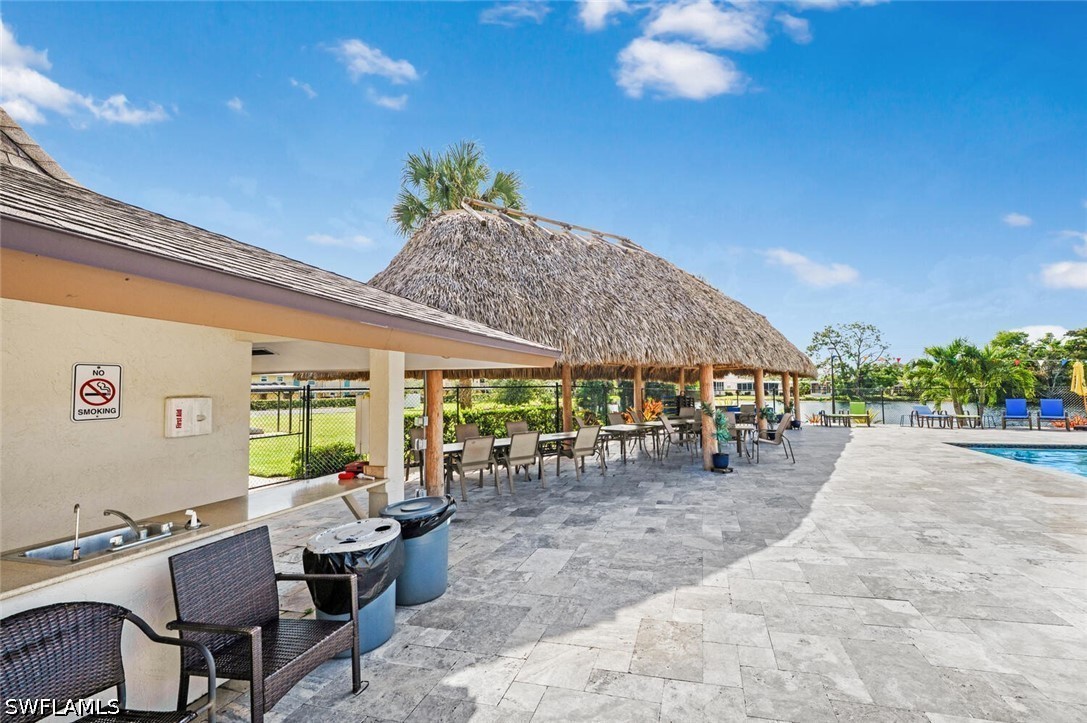 2 Bed SingleFamilyResidence for Sale in Naples, photo 24