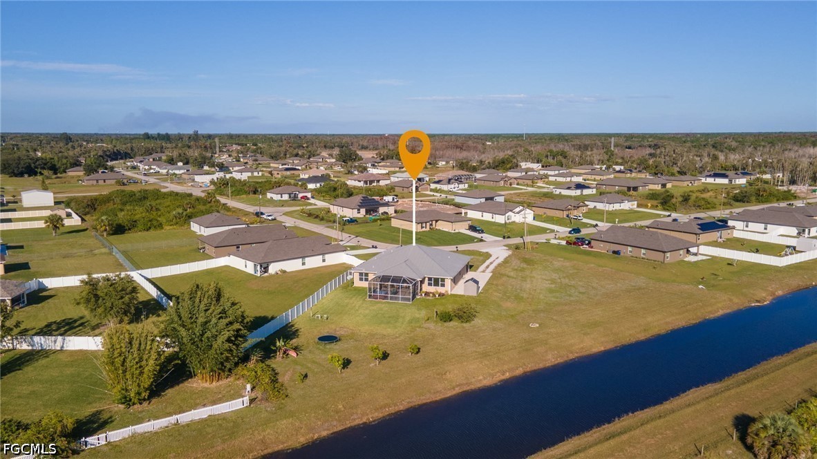 4 Bed SingleFamilyResidence for Sale in Mirror Lakes, FL — photo 24
