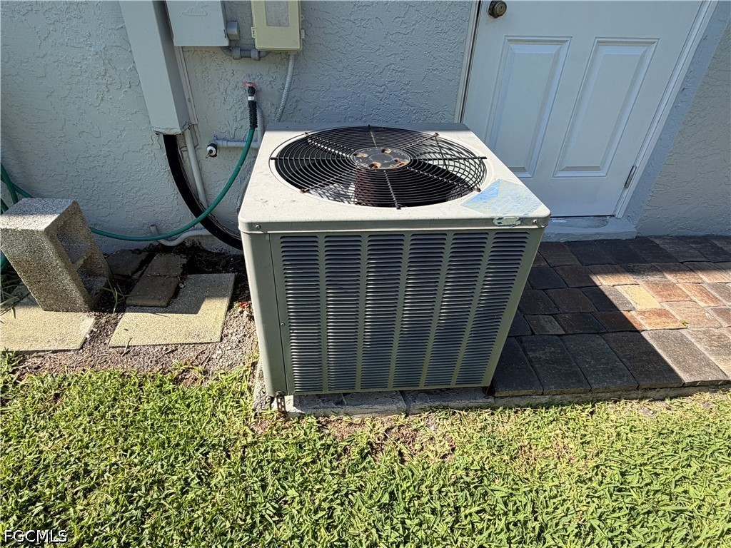 2 Bed SingleFamilyResidence for Sale in North Fort Myers, photo 24