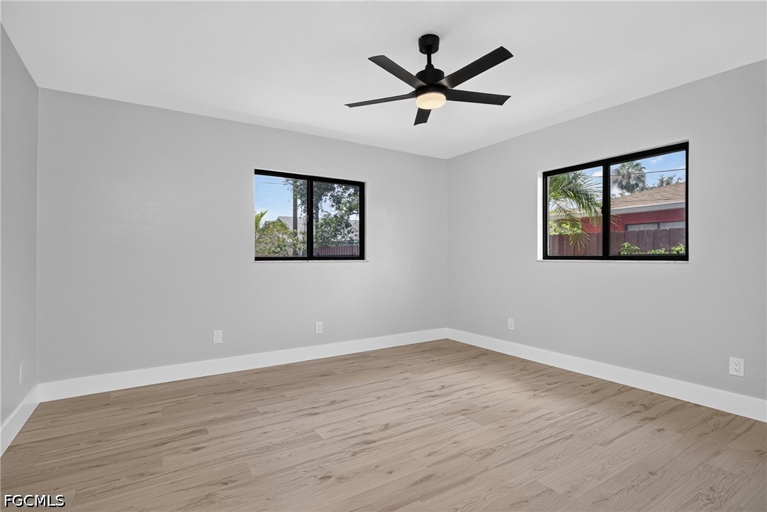 3 Bed SingleFamilyResidence for Sale in Cape Coral, photo 24
