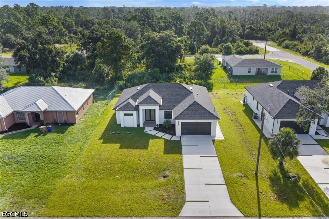 3 Bed SingleFamilyResidence for Sale in Lehigh Acres, photo 24