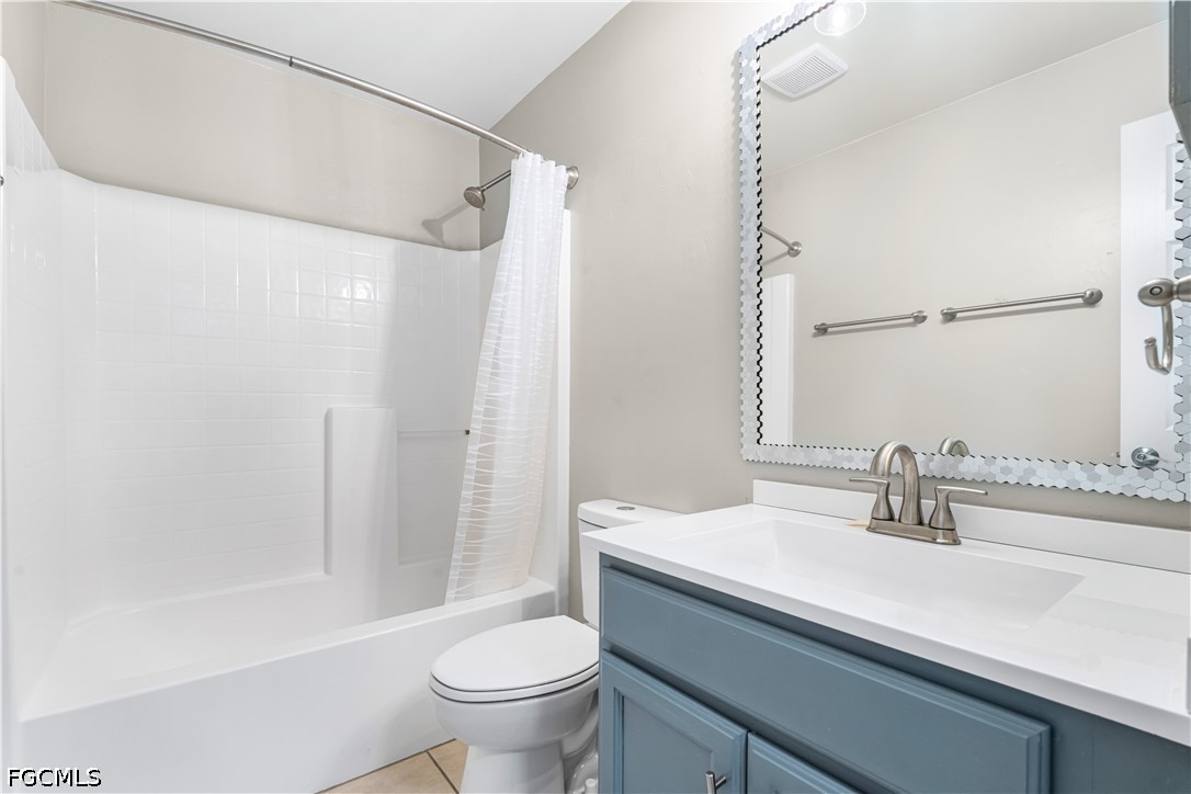 3 Bed SingleFamilyResidence for Sale in Cape Coral, FL — photo 24