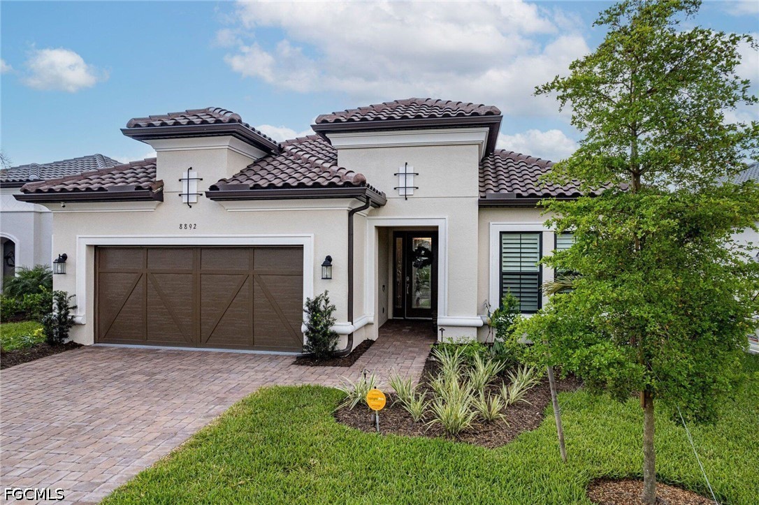 3 Bed SingleFamilyResidence for Sale in Naples, FL, $14,850 — photo 24
