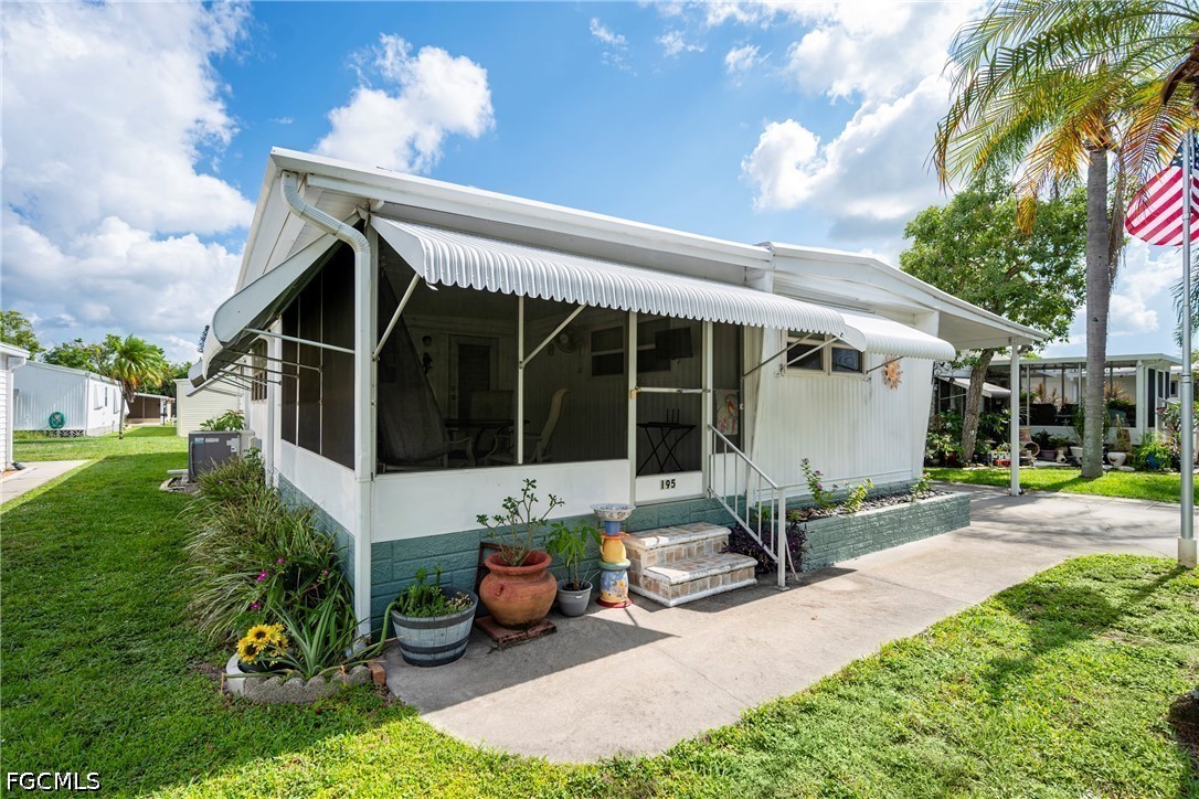 3 Bed Waterfront Home for Sale in Fort Myers, FL, $149,500 — photo 24
