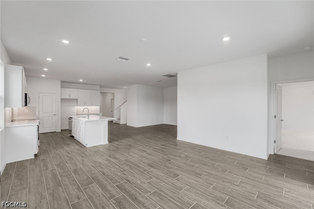 4 Bed SingleFamilyResidence for Sale in Turnleaf, photo 24