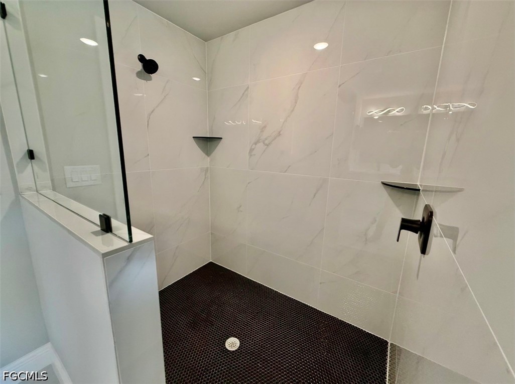 3 Bed SingleFamilyResidence for Sale in Lehigh Acres, FL — photo 24