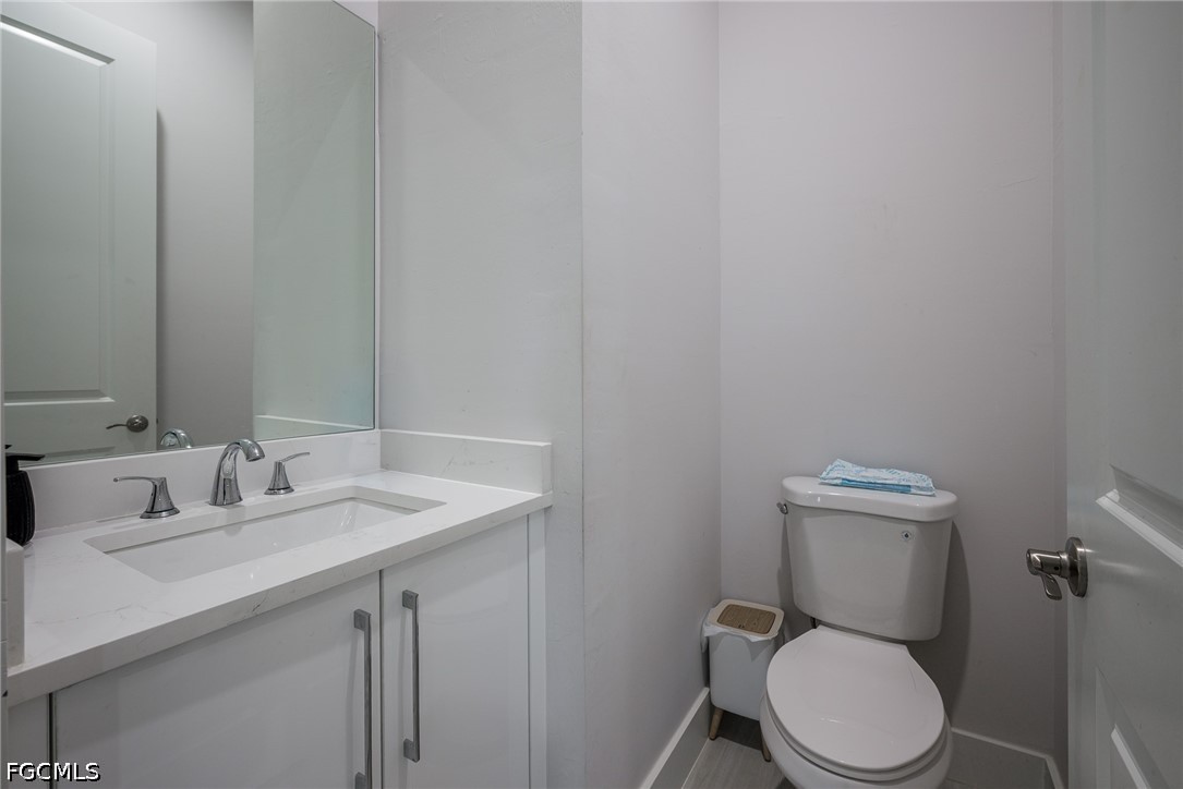3 Bed SingleFamilyResidence for Sale in Naples, FL, $675,000 — photo 24