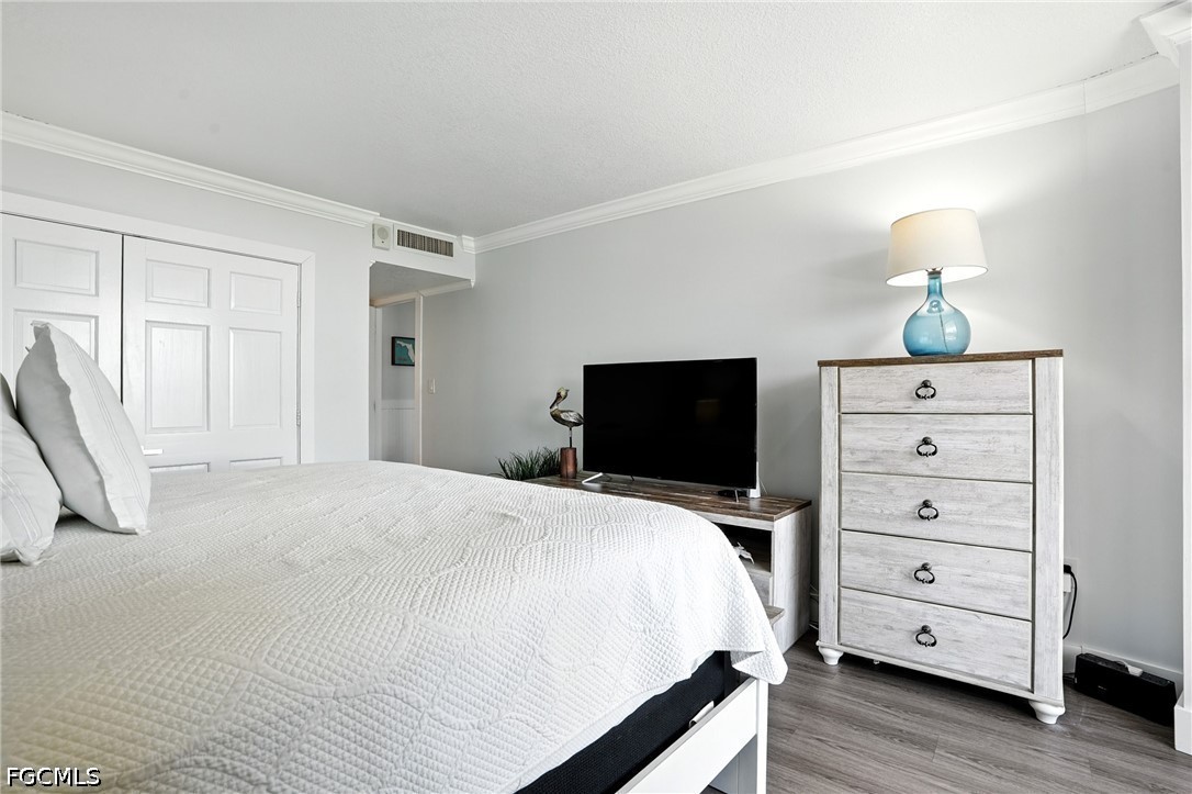 2 Bed Waterfront Home for Sale in Marco Island, FL, $519,000 — photo 24