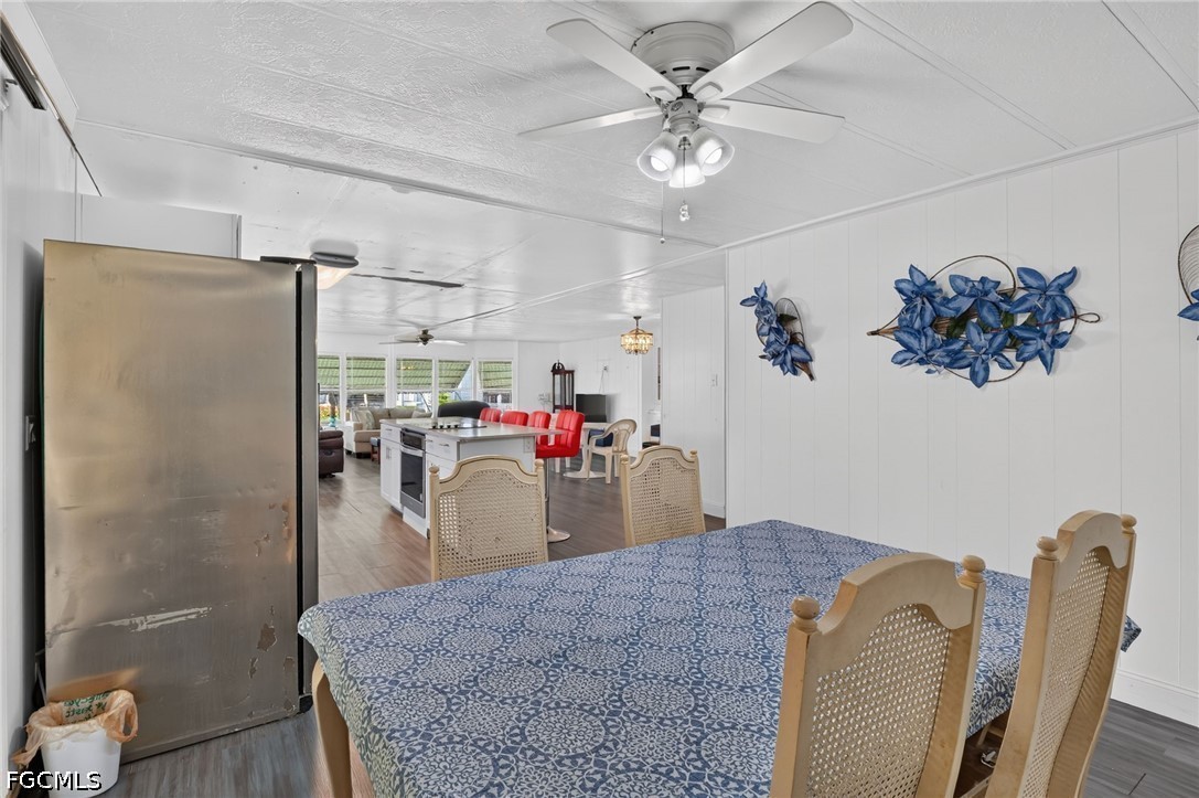 2 Bed ManufacturedHome for Sale in Old Bridge Village, FL — photo 24