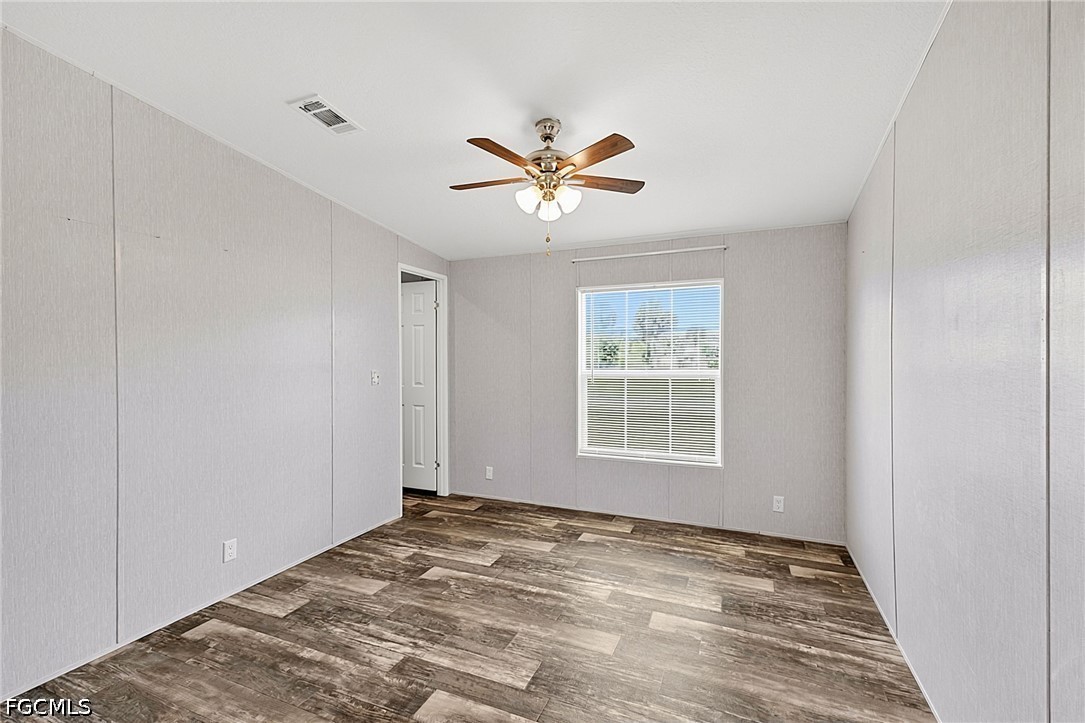 3 Bed ManufacturedHome for Sale in Springwood, FL, $160,000 — photo 24