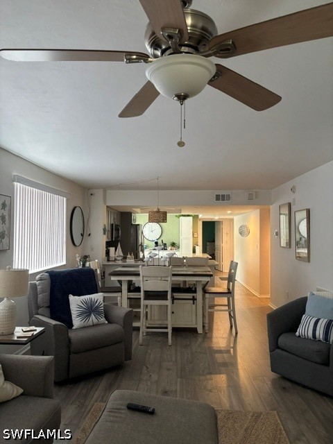 3 Bed Condominium for Sale in Naples Cove, FL, $5,000 — photo 24