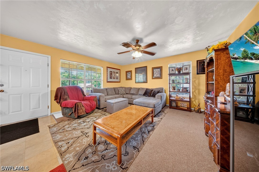3 Bed SingleFamilyResidence for Sale in Heitmans, FL — photo 24