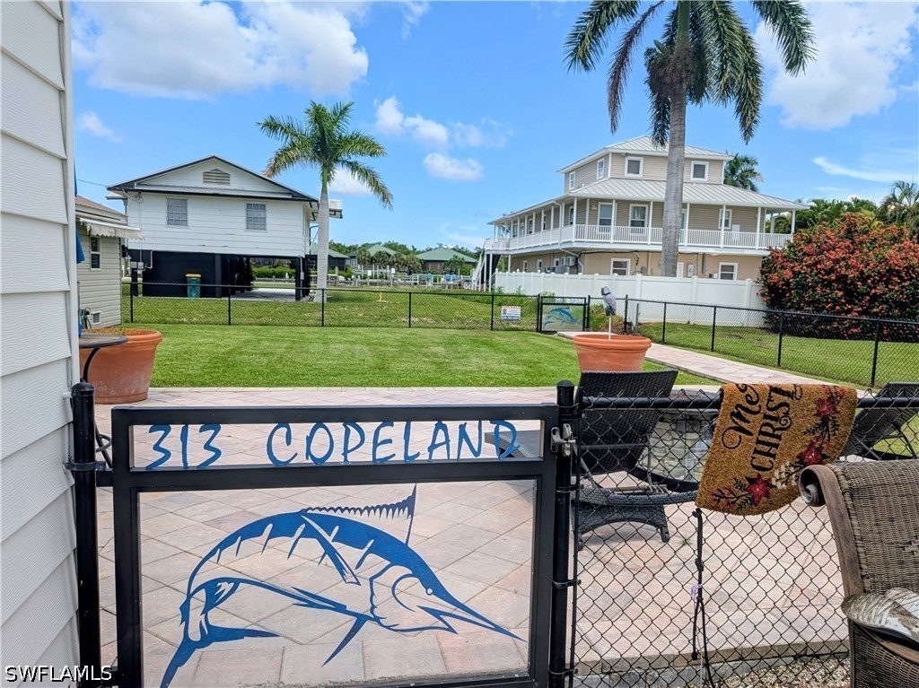 2 Bed SingleFamilyResidence for Sale in Everglades City, FL — photo 24