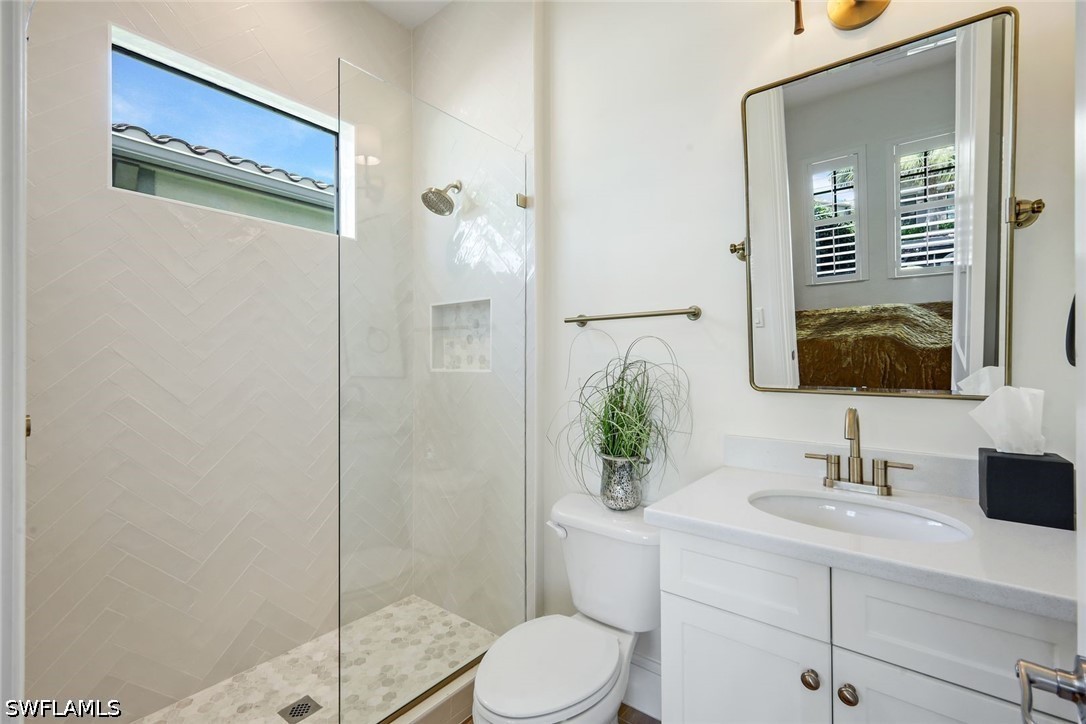 5 Bed SingleFamilyResidence for Sale in Naples, FL — photo 24