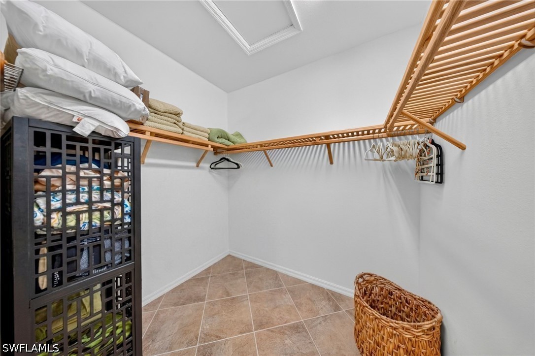 3 Bed Condominium for Sale in Ole, FL, $6,000 — photo 24
