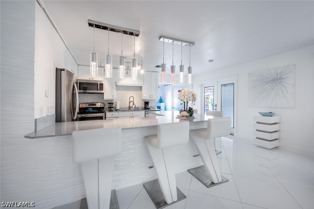 3 Bed SingleFamilyResidence for Sale in Naples, FL, $5,500 — photo 24