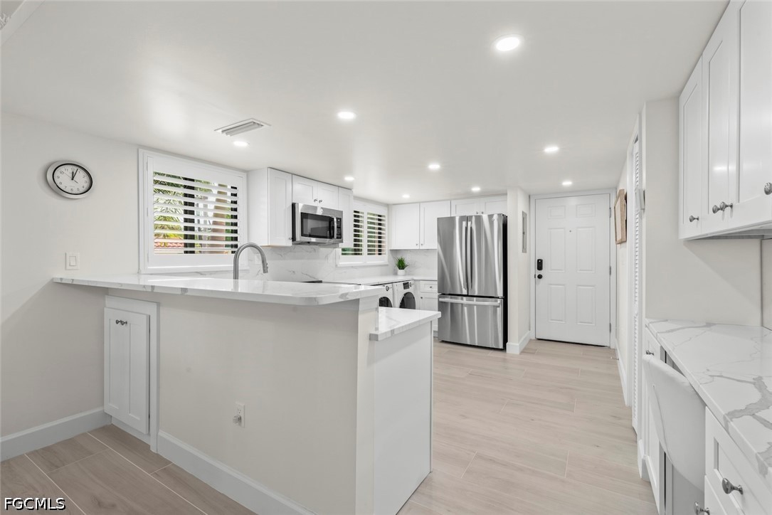 2 Bed Pool Home for Sale in Sanibel, FL, $779,000 — photo 24
