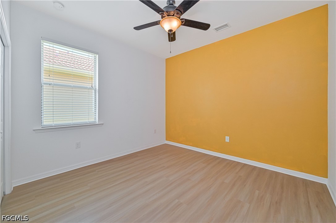 4 Bed Waterfront Home for Sale in Banyan Bay, FL, $394,000 — photo 24