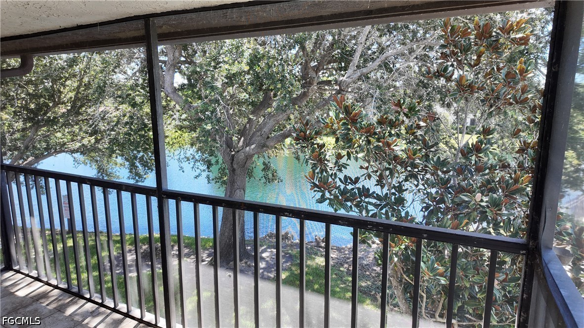 2 Bed Condominium for Sale in Naples, photo 24